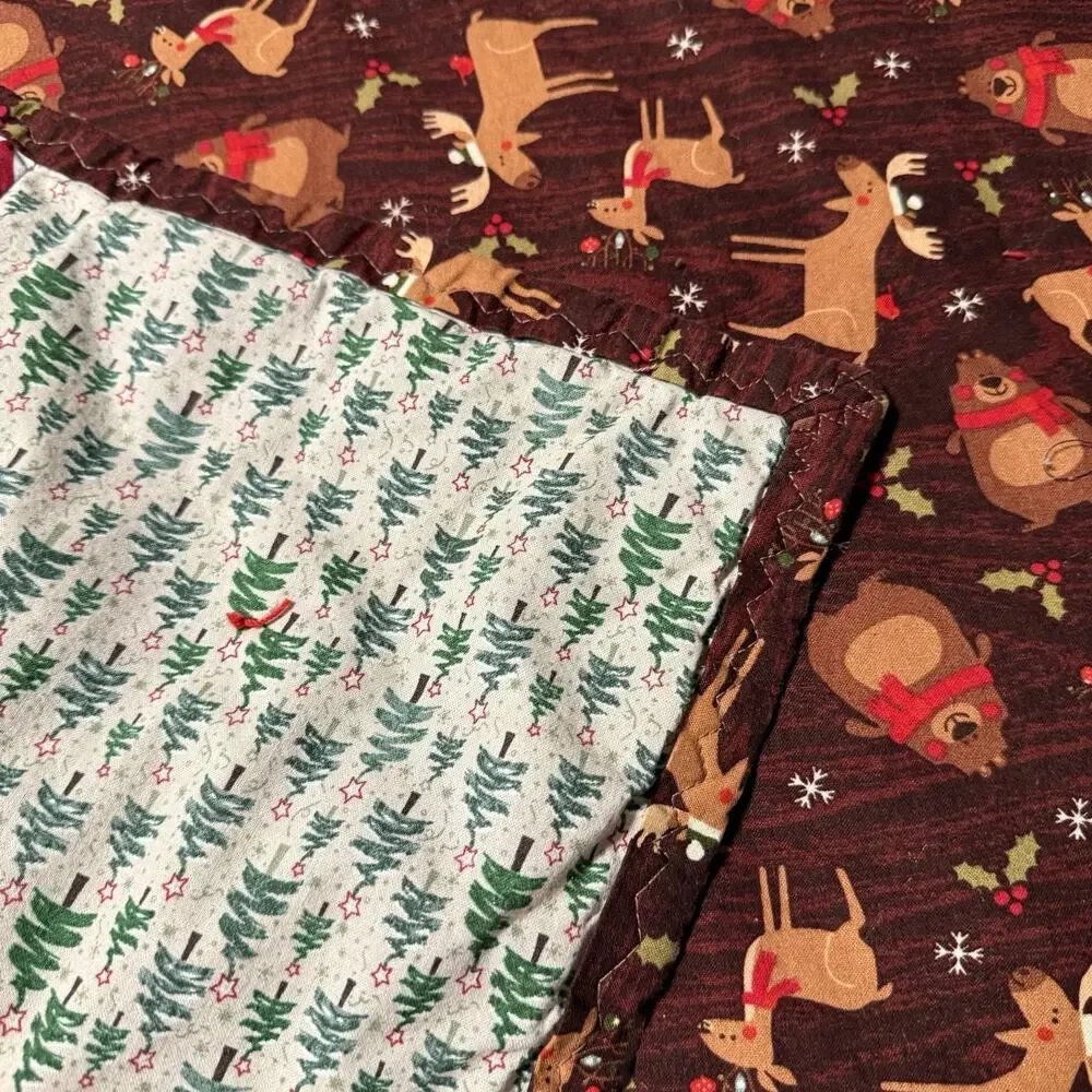 Handmade Christmas Quilt Throw Patchwork Red Green Reindeer Holiday Decor
